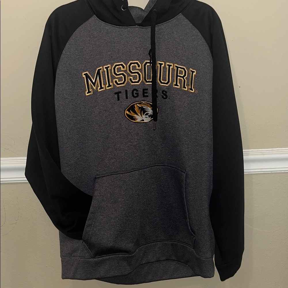 Lids Missouri Tigers Black and Gray Hoodie